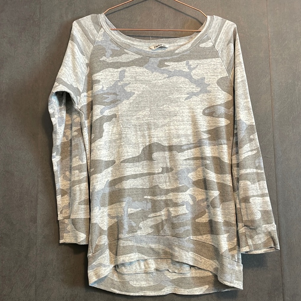 TNA Long-sleeve Camo Tshirt